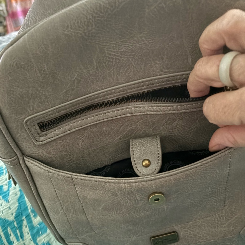 WHITE MOUNTAIN BACK PACK BAG NWT - Picture 2 of 5